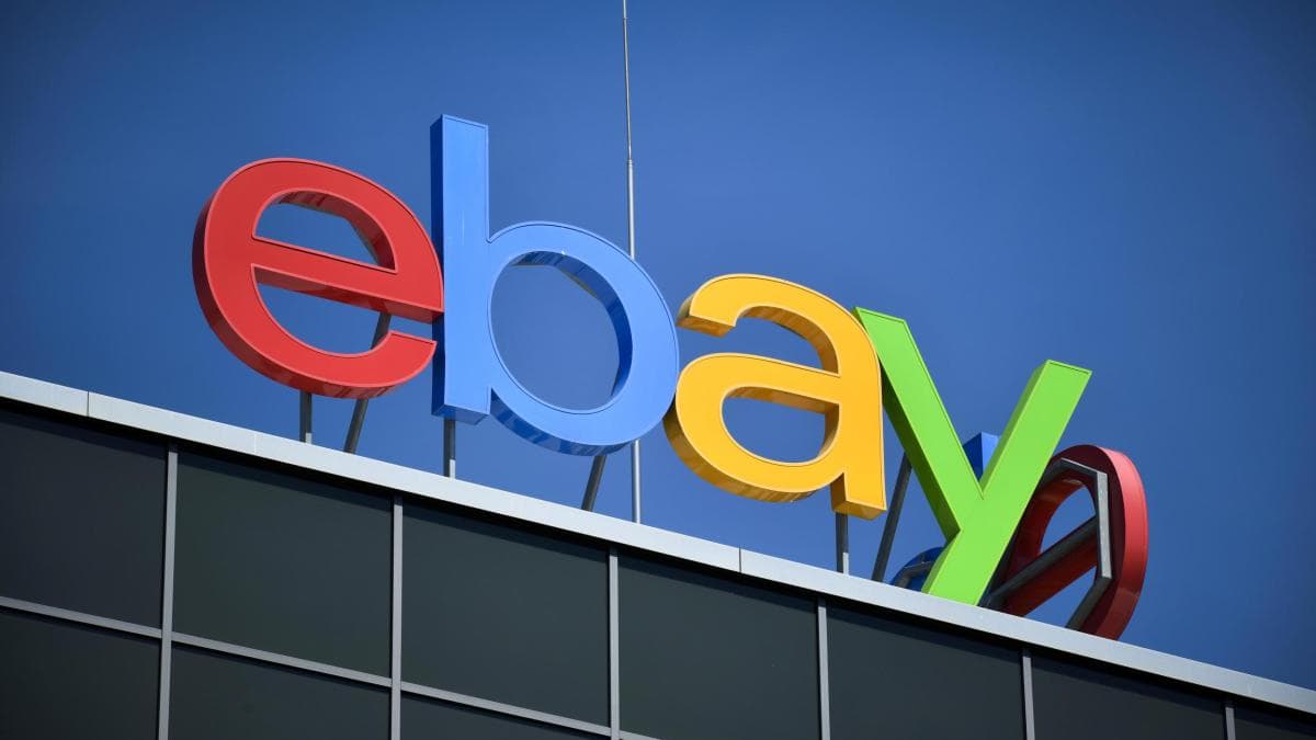 eBay планирует торговать NFT | Стоимость комиссии в сети Ethereum обновляет максимумы. Заглавный коллаж новости.