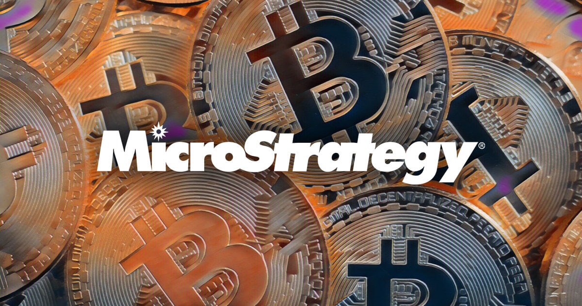 Daily: MicroStrategy владеют 108 000 BTC | Новые стейблкоины | Когда запустят ETF. Заглавный коллаж новости.