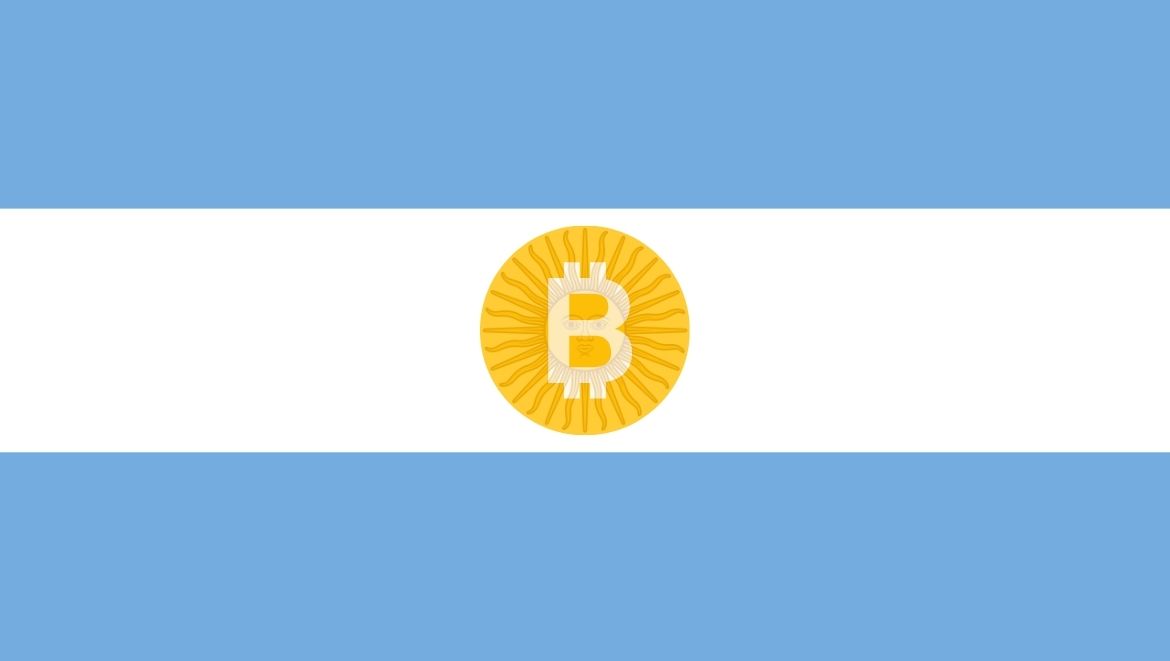 Аргентина не против рассмотреть принятие биткоина. Заглавный коллаж новости.