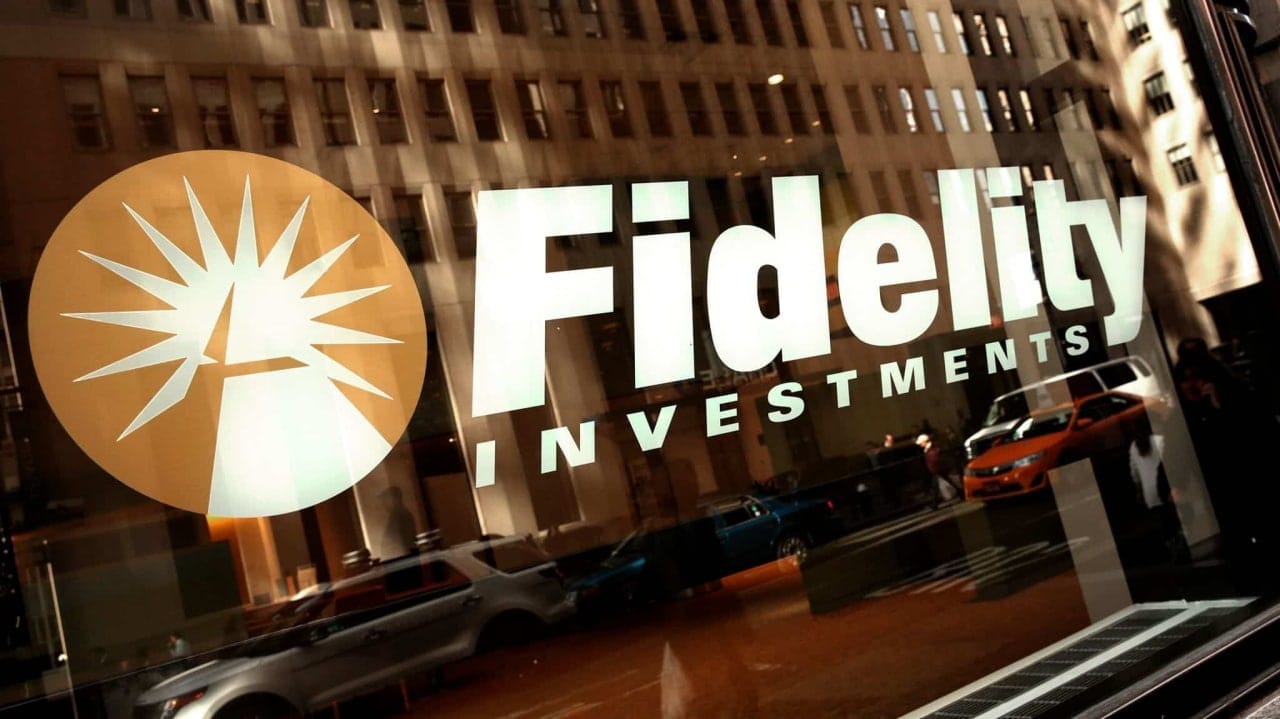 Fidelity лоббирует принятие биткоин-ETF на закрытой встрече с SEC.