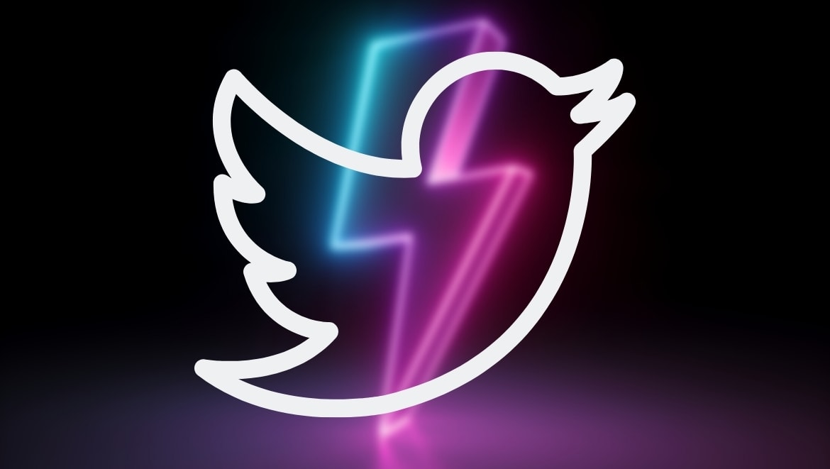 Активность на Lightning Network выросла более чем на 20% после интеграции в Twitter. Заглавный коллаж новости.