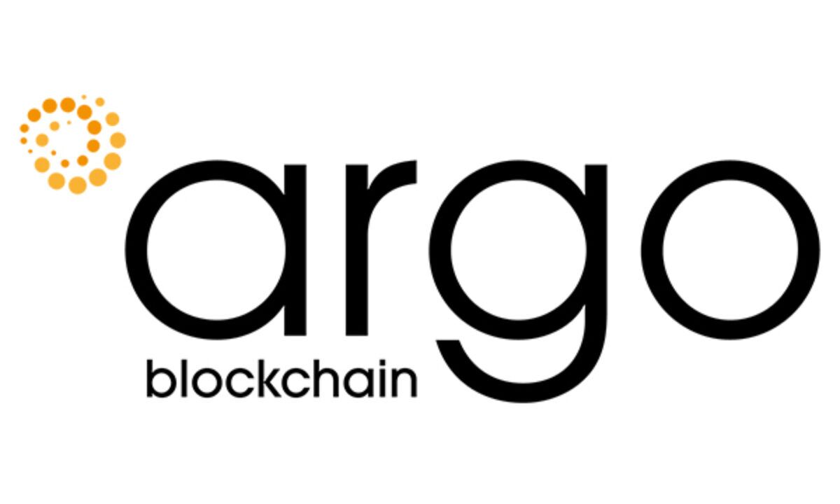 Argo Blockchain строит новый майнинговый центр в Техасе за 2 млрд. долларов. Заглавный коллаж новости.