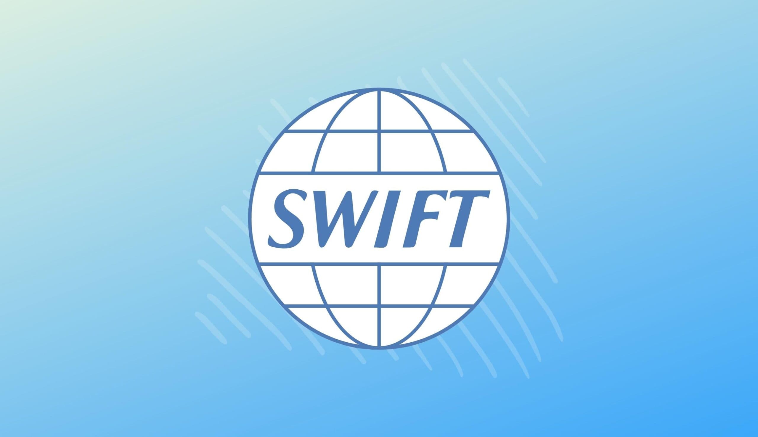 SWIFT запускает эксперименты с токенизированными активами: можно будет покупать акции частями. Заглавный коллаж новости.