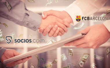 Барселона получает $100 млн от Socios.com